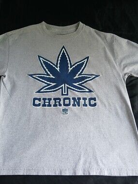 State of Mind Gray Tee with Navy Leaf Graphic XL
